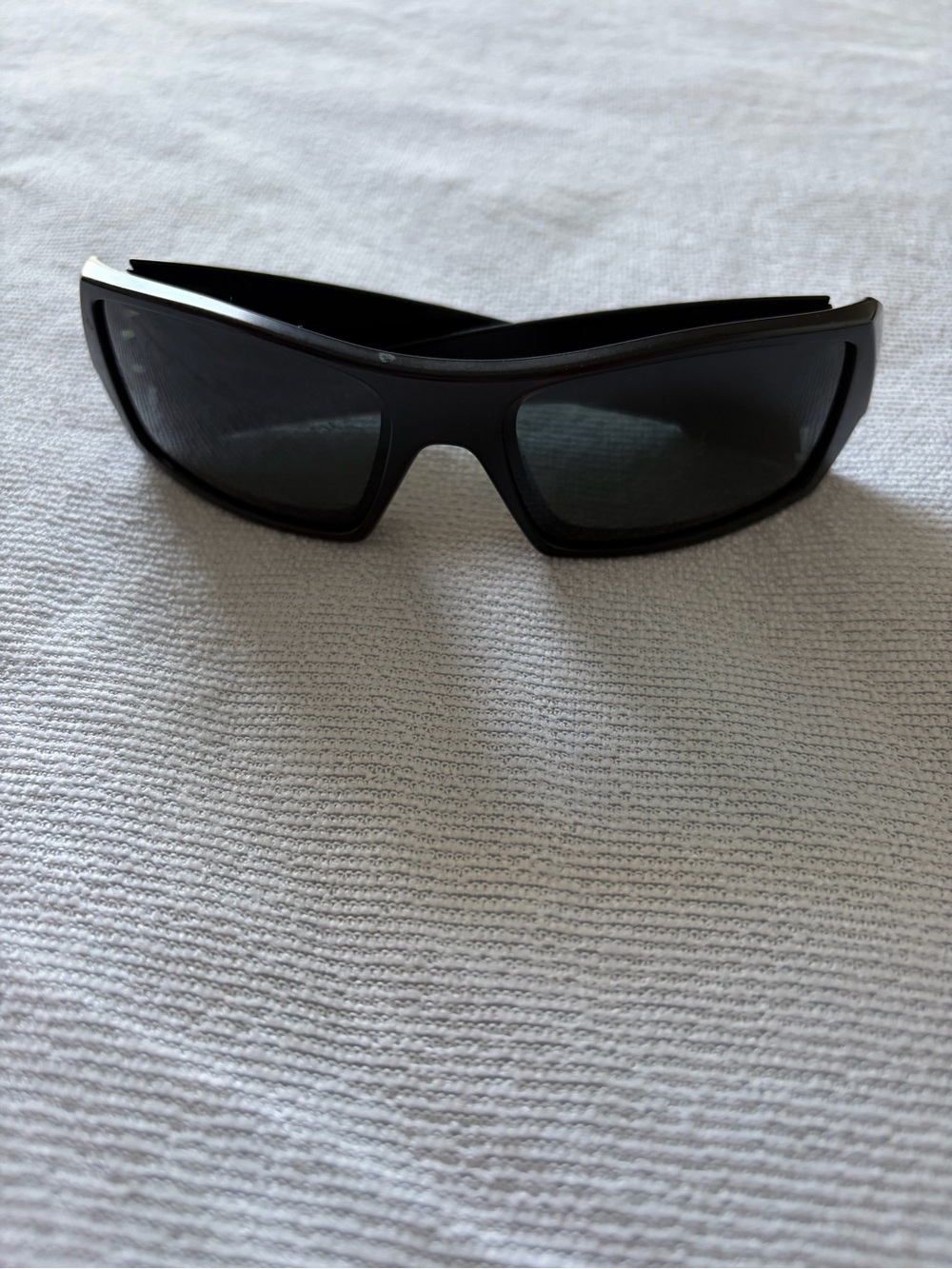 Oakley Men's Black Wraparound Sunglasses
